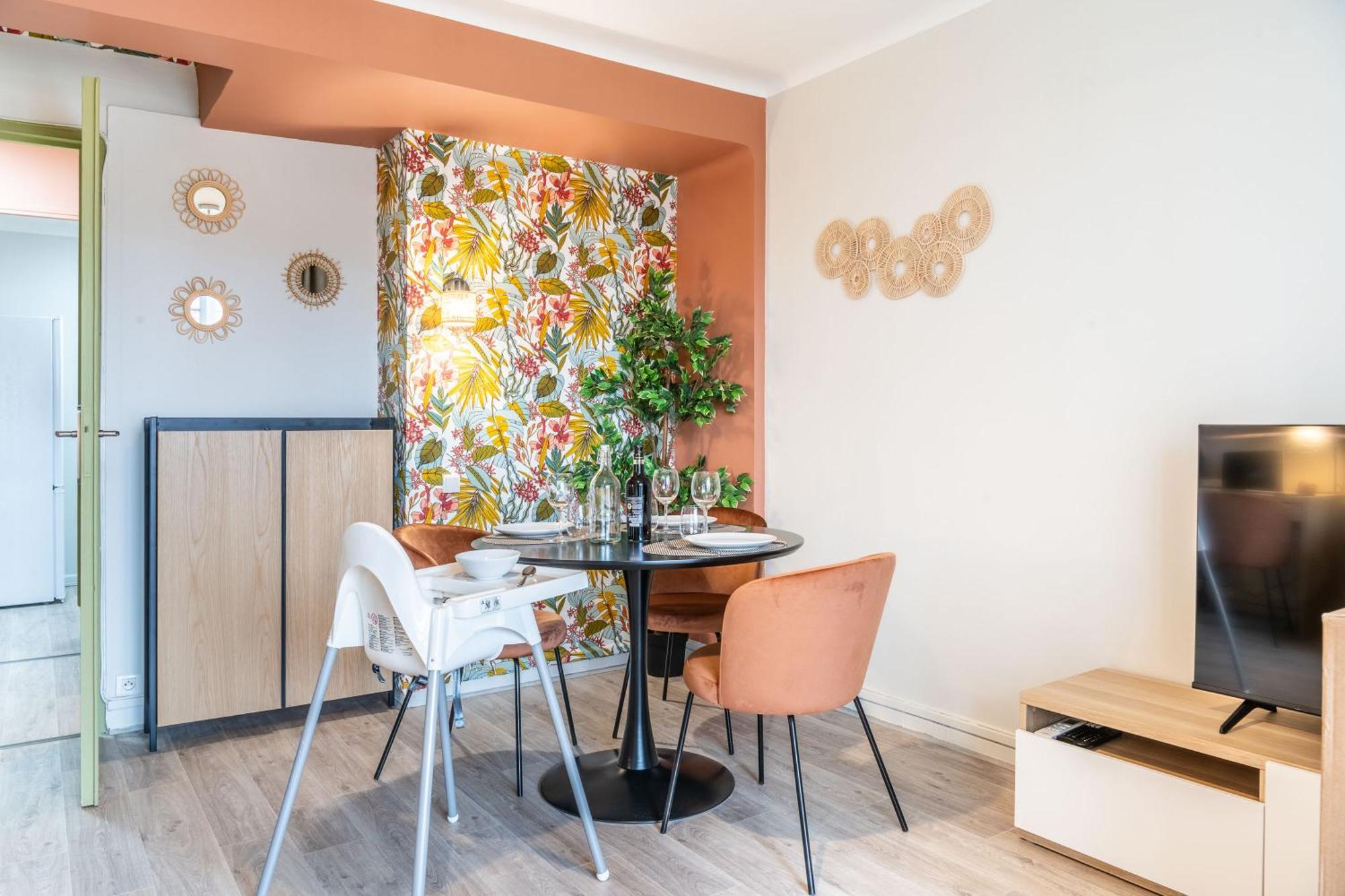 Appartamento Au Calme De L'Iris - Clim - Garage - Wifi - Tramway Avignone Esterno foto